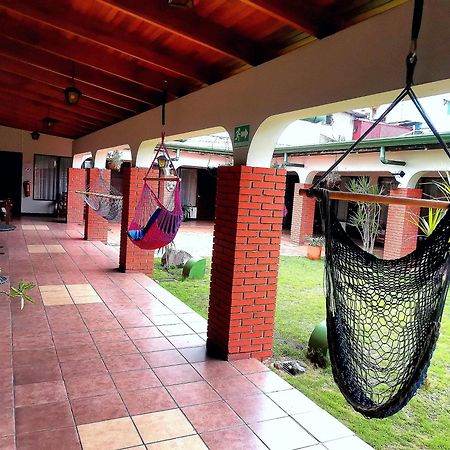 Hotel Wagelia Turrialba Bagian luar foto