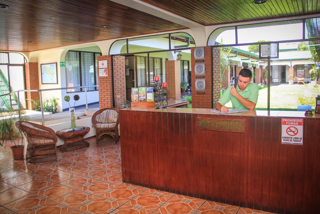 Hotel Wagelia Turrialba Bagian luar foto