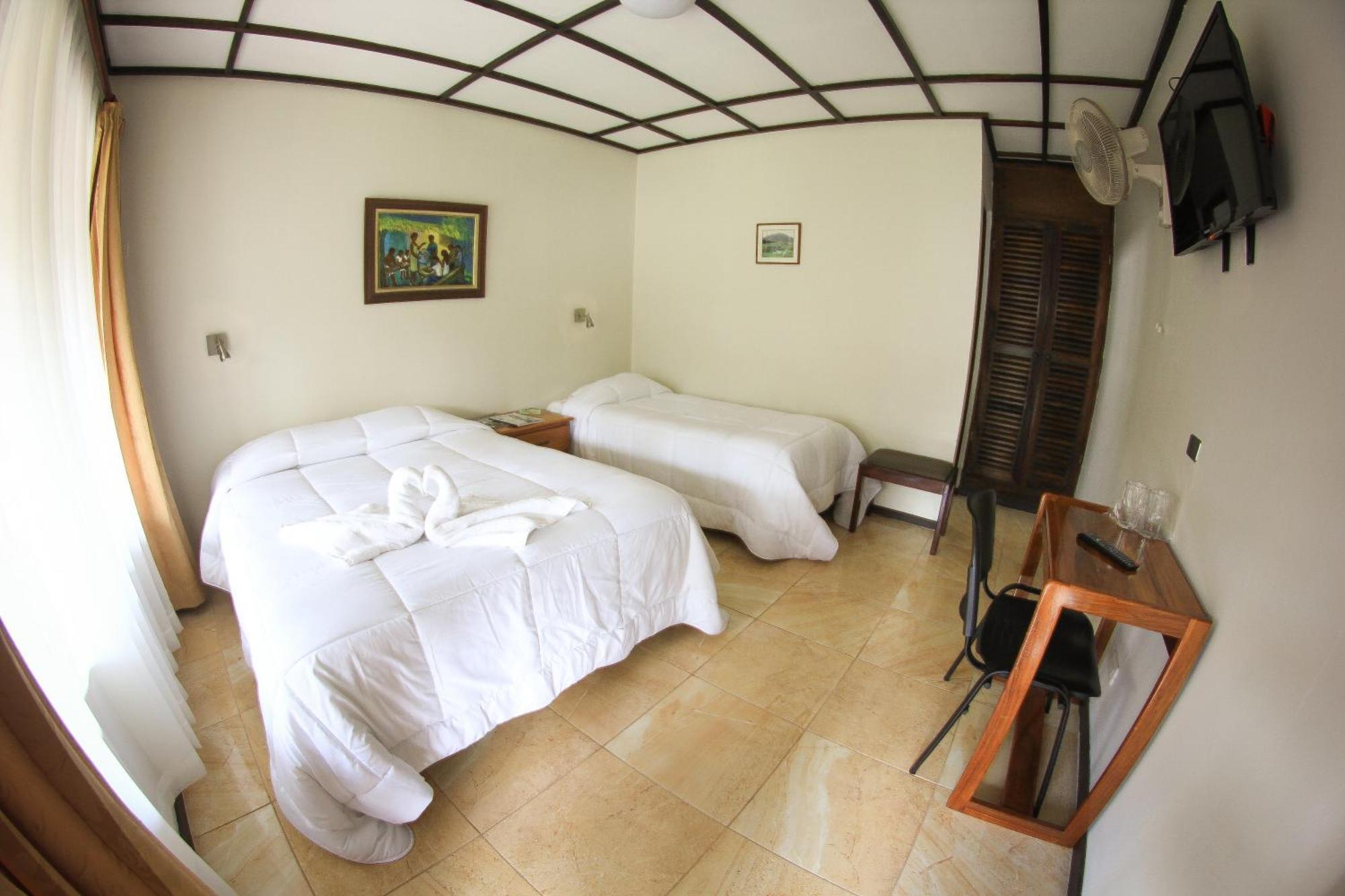Hotel Wagelia Turrialba Ruang foto