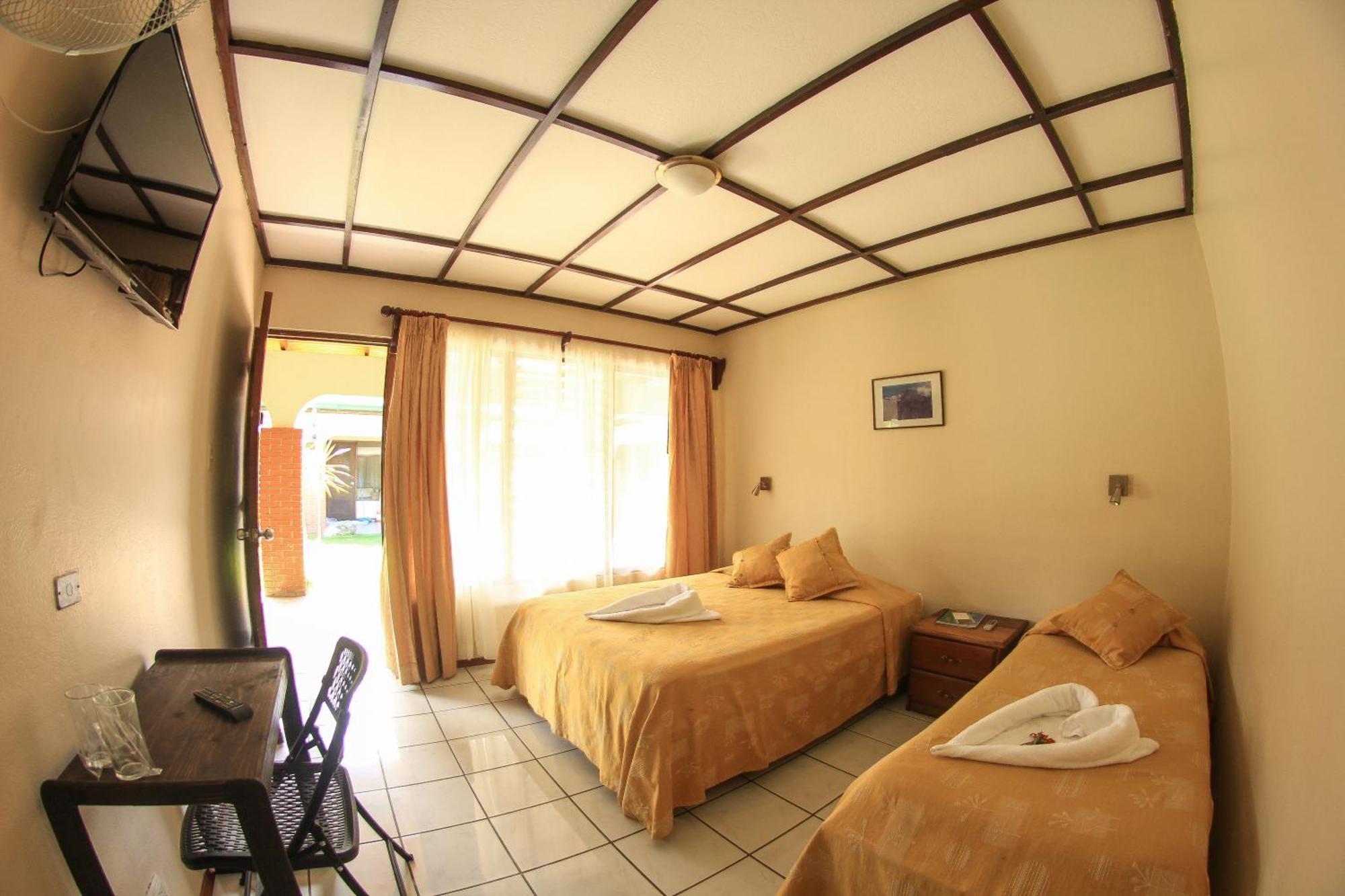 Hotel Wagelia Turrialba Ruang foto