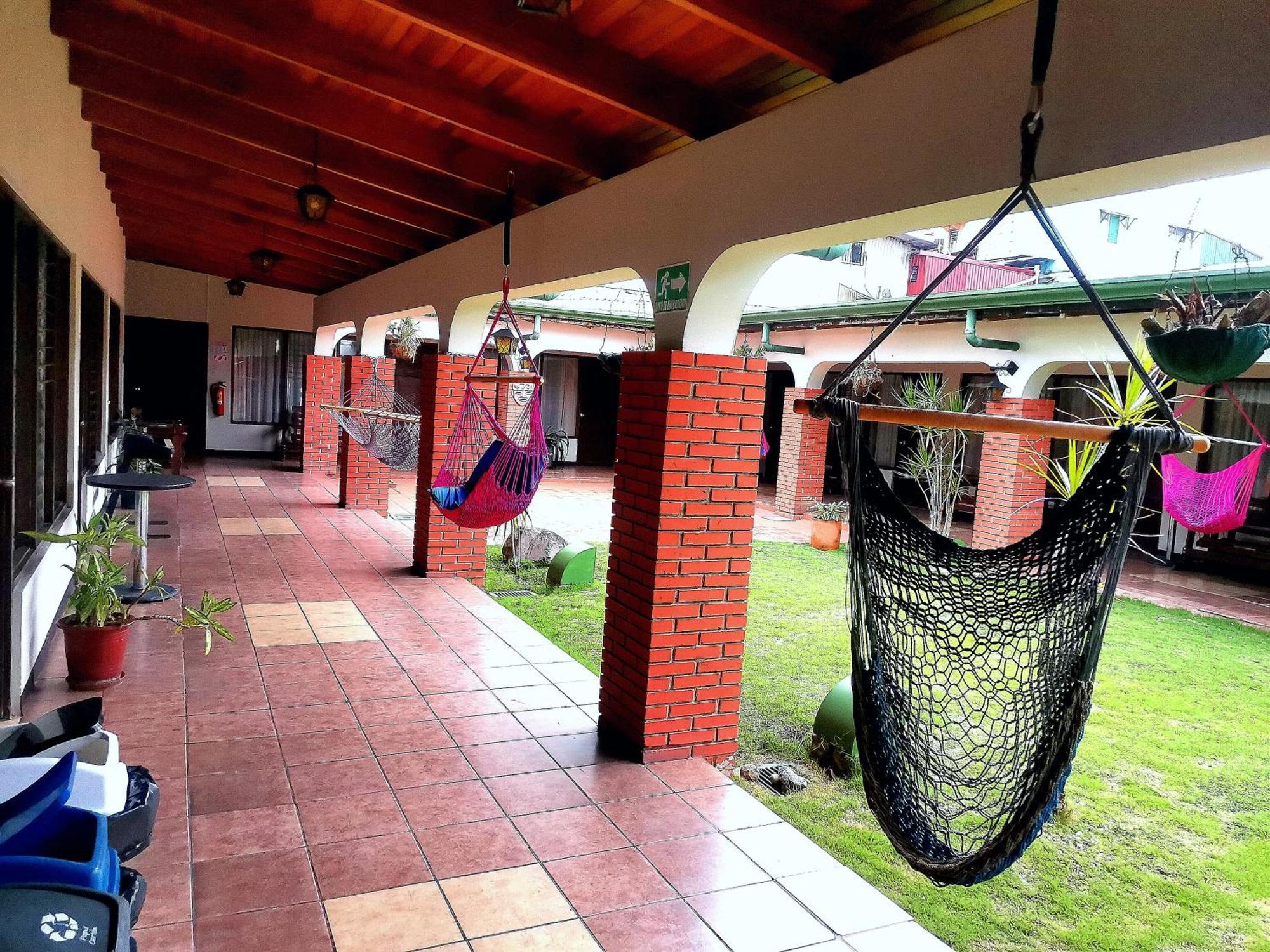Hotel Wagelia Turrialba Bagian luar foto