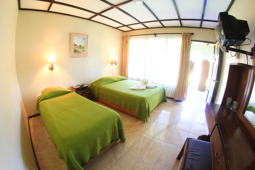 Hotel Wagelia Turrialba Bagian luar foto