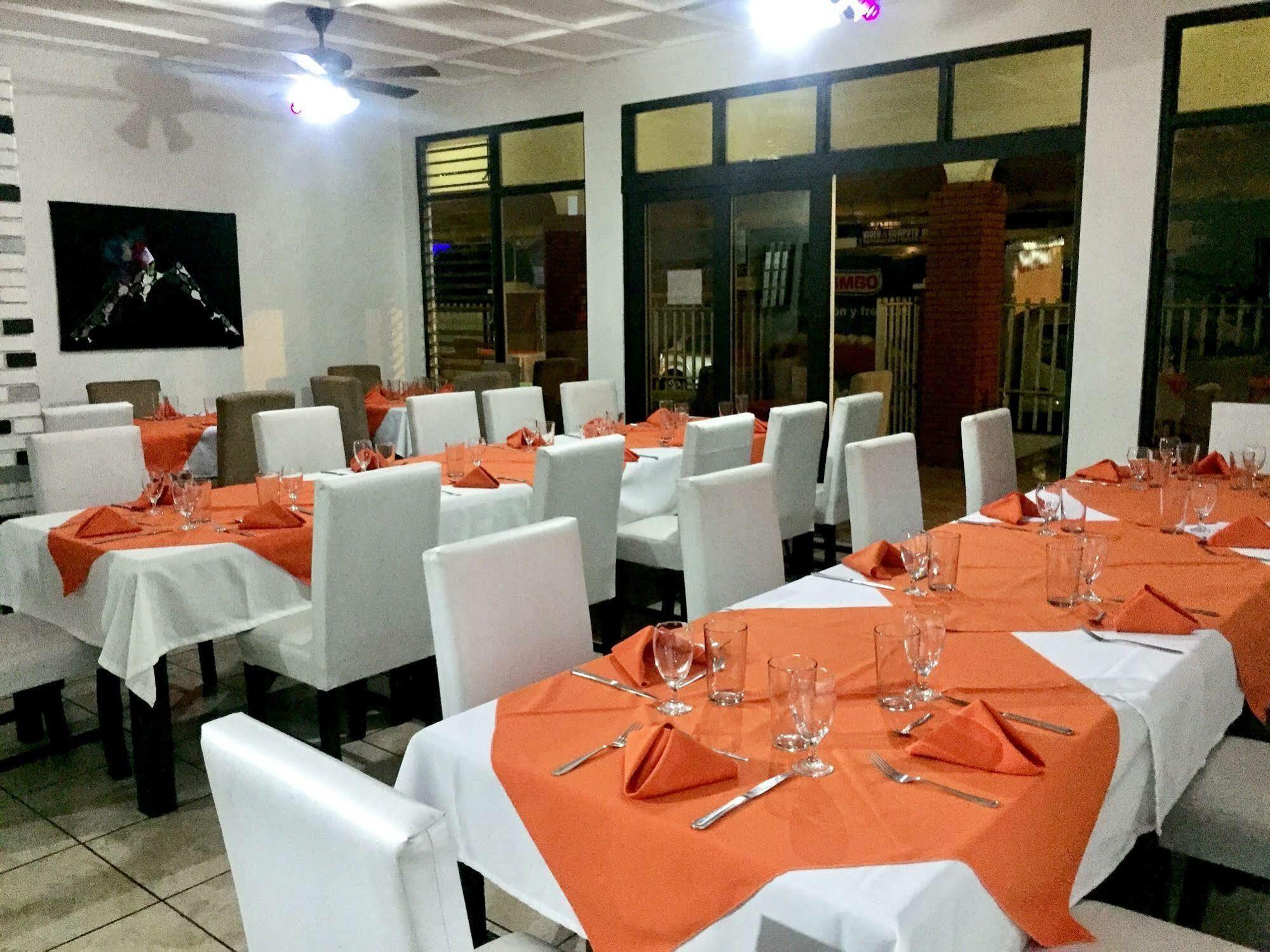Hotel Wagelia Turrialba Bagian luar foto