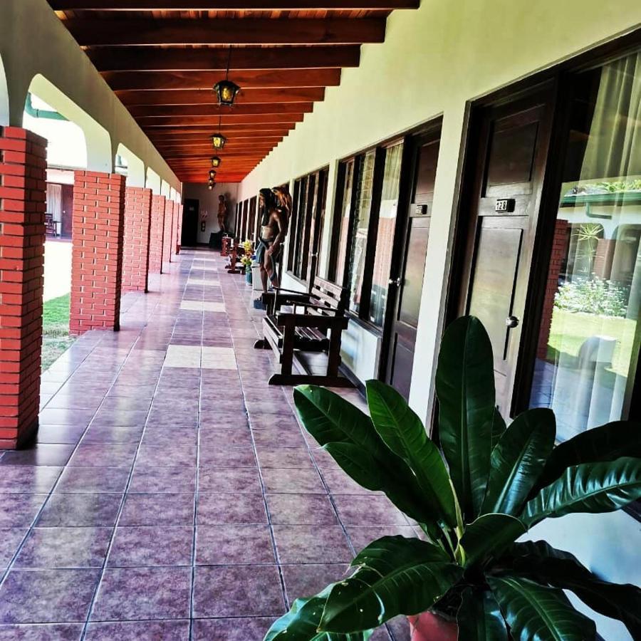 Hotel Wagelia Turrialba Bagian luar foto